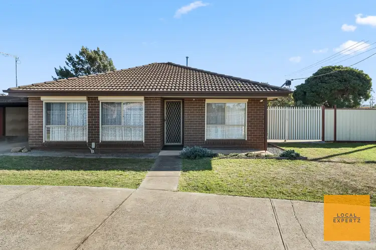 1/14 Creek Street, Melton South VIC 3338