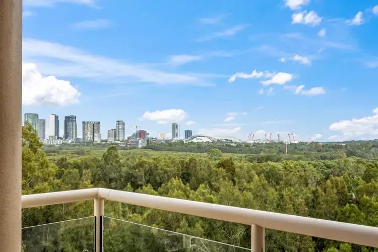 702/6 Wentworth Drive, Liberty Grove NSW 2138