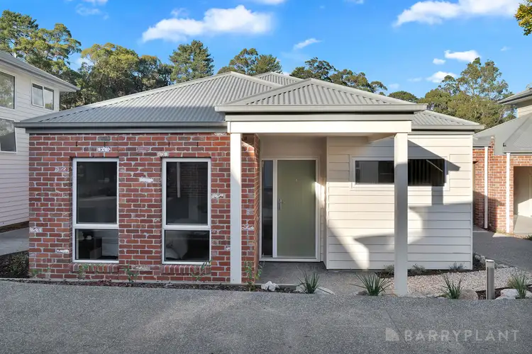 2/4 Westlands Road, Emerald VIC 3782