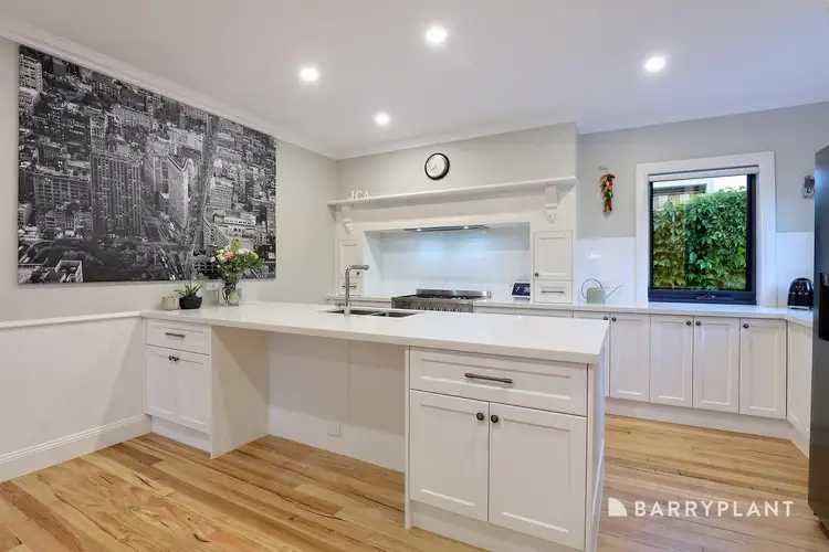 Second view of Homely house listing, 5 Regal Close, Emerald VIC 3782
