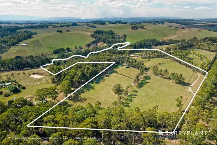 11 Taylor Road, Cockatoo VIC 3781