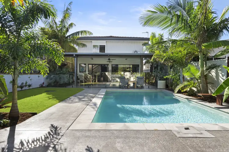 28 Sportsman Avenue, Mermaid Beach QLD 4218