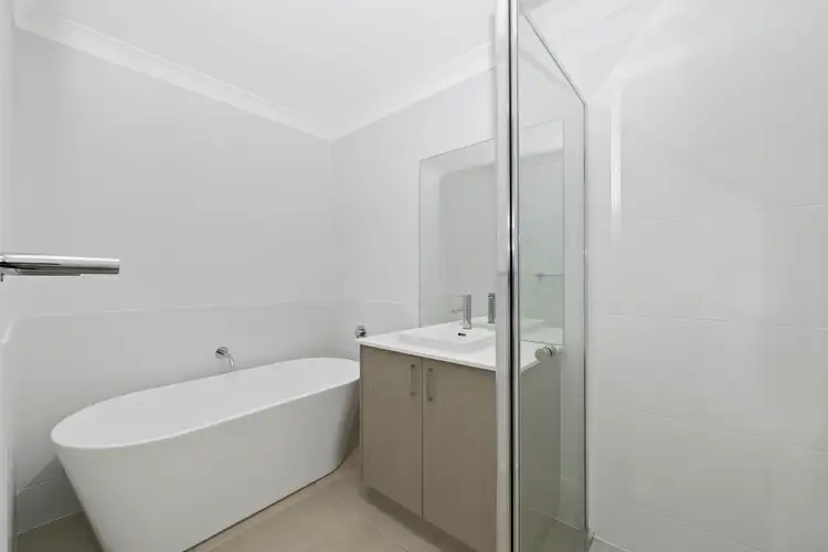 Fifth view of Homely semi-detached listing, 2/8 Guardsman Grove, Lochinvar NSW 2321