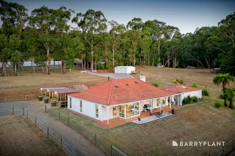 60 Berry Road, Silvan VIC 3795