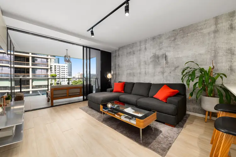 1055/9 Edmondstone Street, South Brisbane QLD 4101
