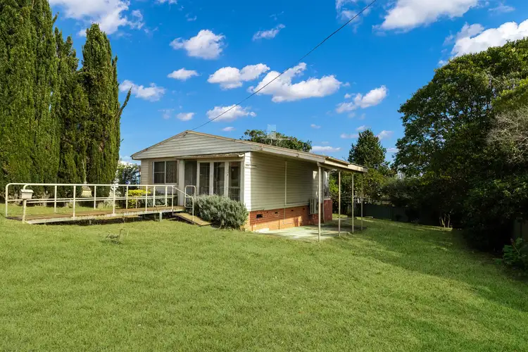 12 Gregory Street, Batemans Bay NSW 2536