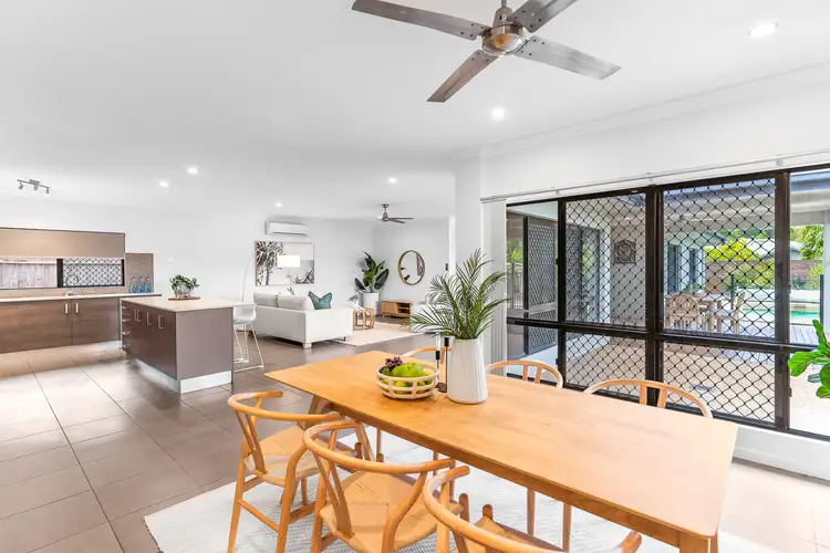 10 Savaii Close, Palm Cove QLD 4879