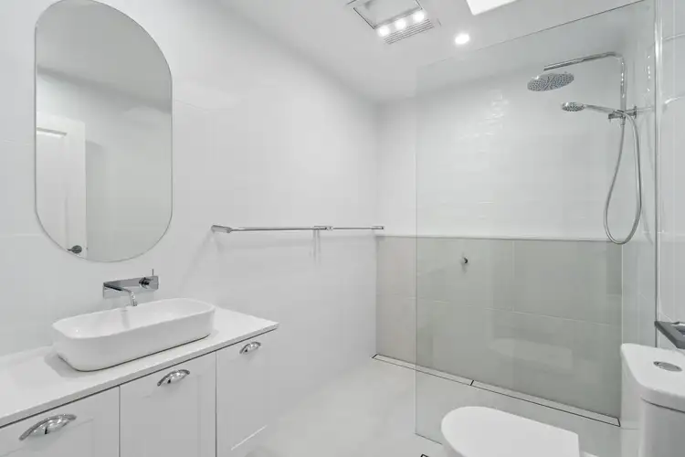 Fifth view of Homely villa listing, 4/257 Booker Bay Road, Ettalong Beach NSW 2257