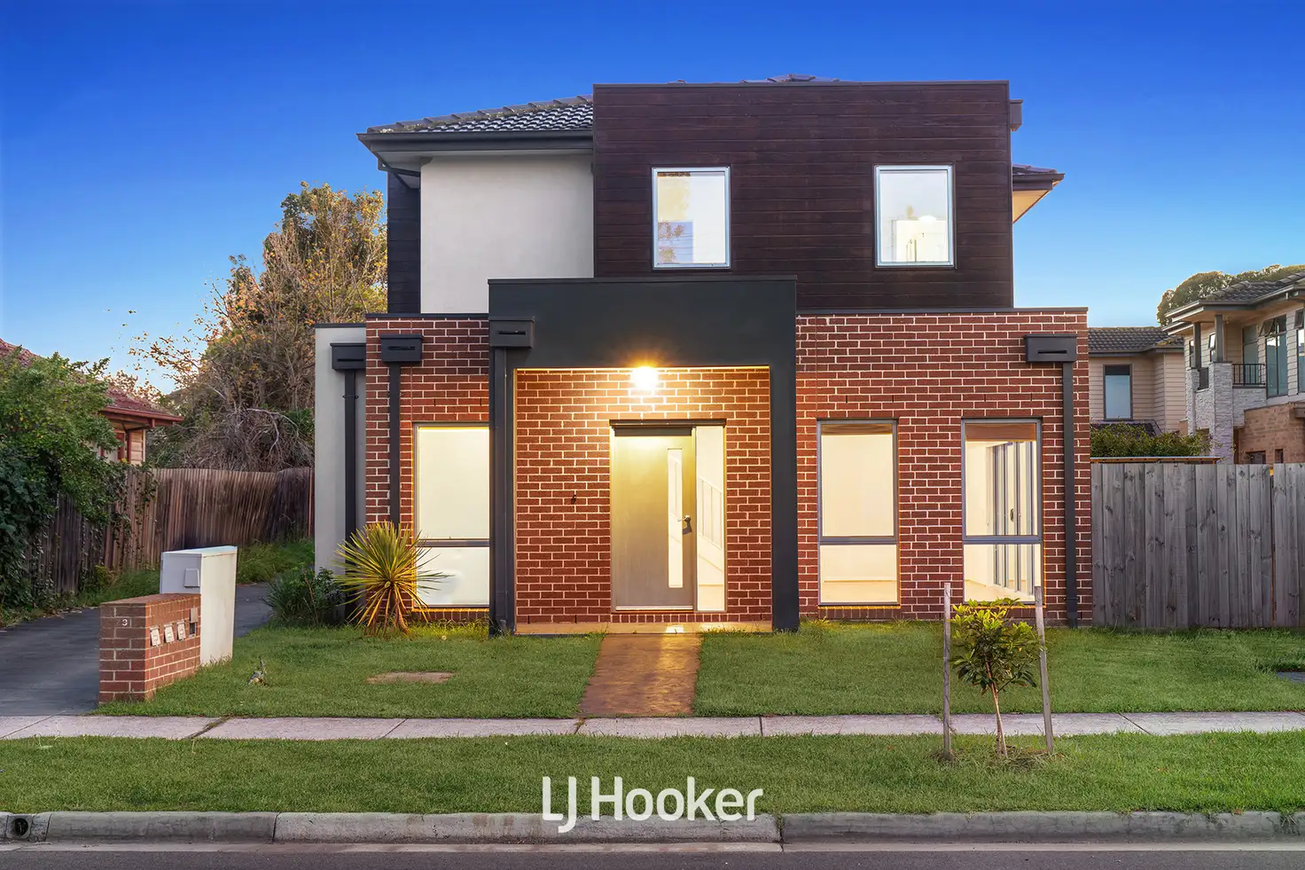 Main view of Homely townhouse listing, 1/29 Burrows Avenue, Dandenong VIC 3175