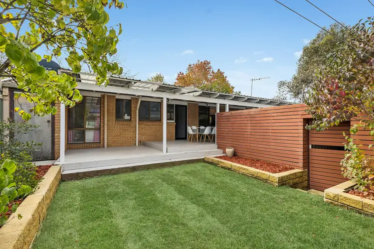 1 Simons Close, Mckellar ACT 2617