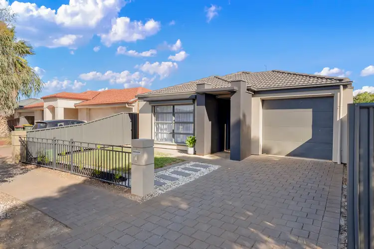4 Langhorne Street, Andrews Farm SA 5114