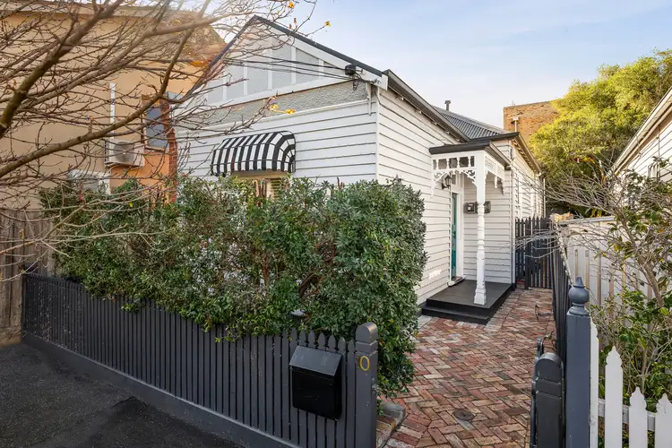 10 Lambert Grove, St Kilda East VIC 3183