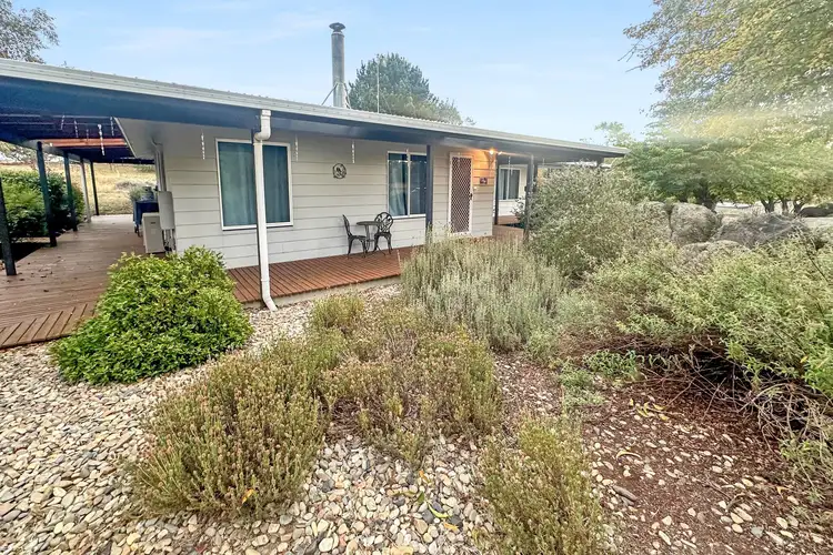8 McDonald Avenue, Cooma NSW 2630