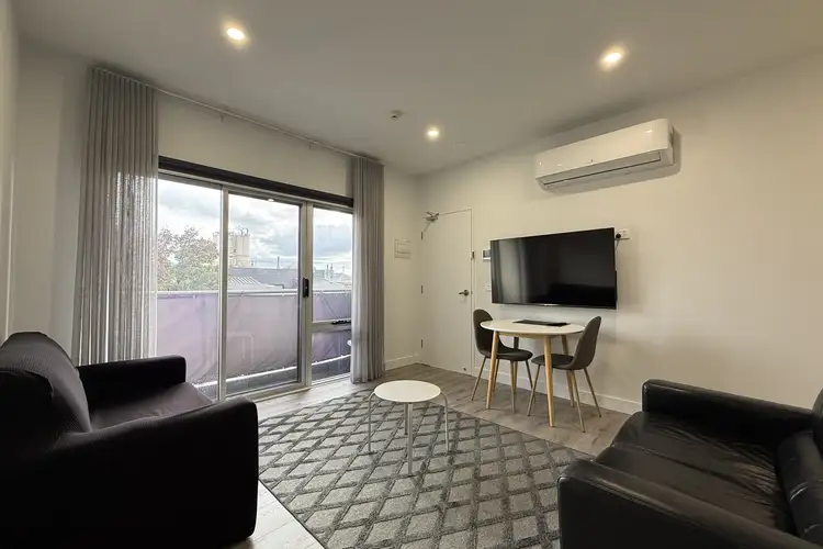 2/4 Stawell Street, North Melbourne VIC 3051