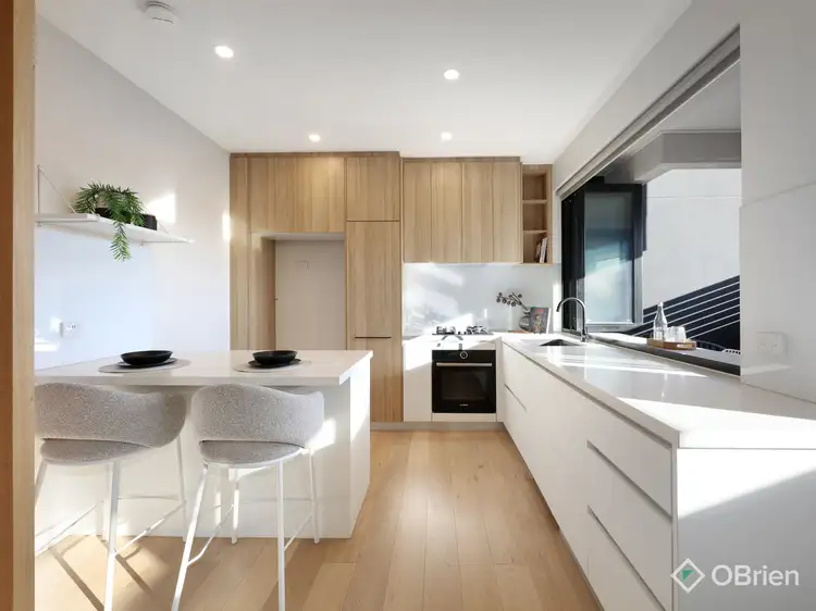 Second view of Homely townhouse listing, 2/85 Orange Street, Bentleigh East VIC 3165