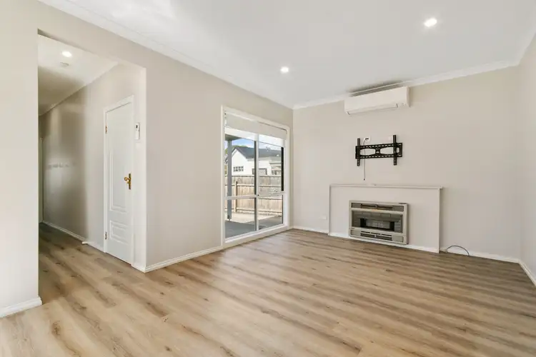 Fifth view of Homely house listing, 2 Simpson Court, Traralgon VIC 3844