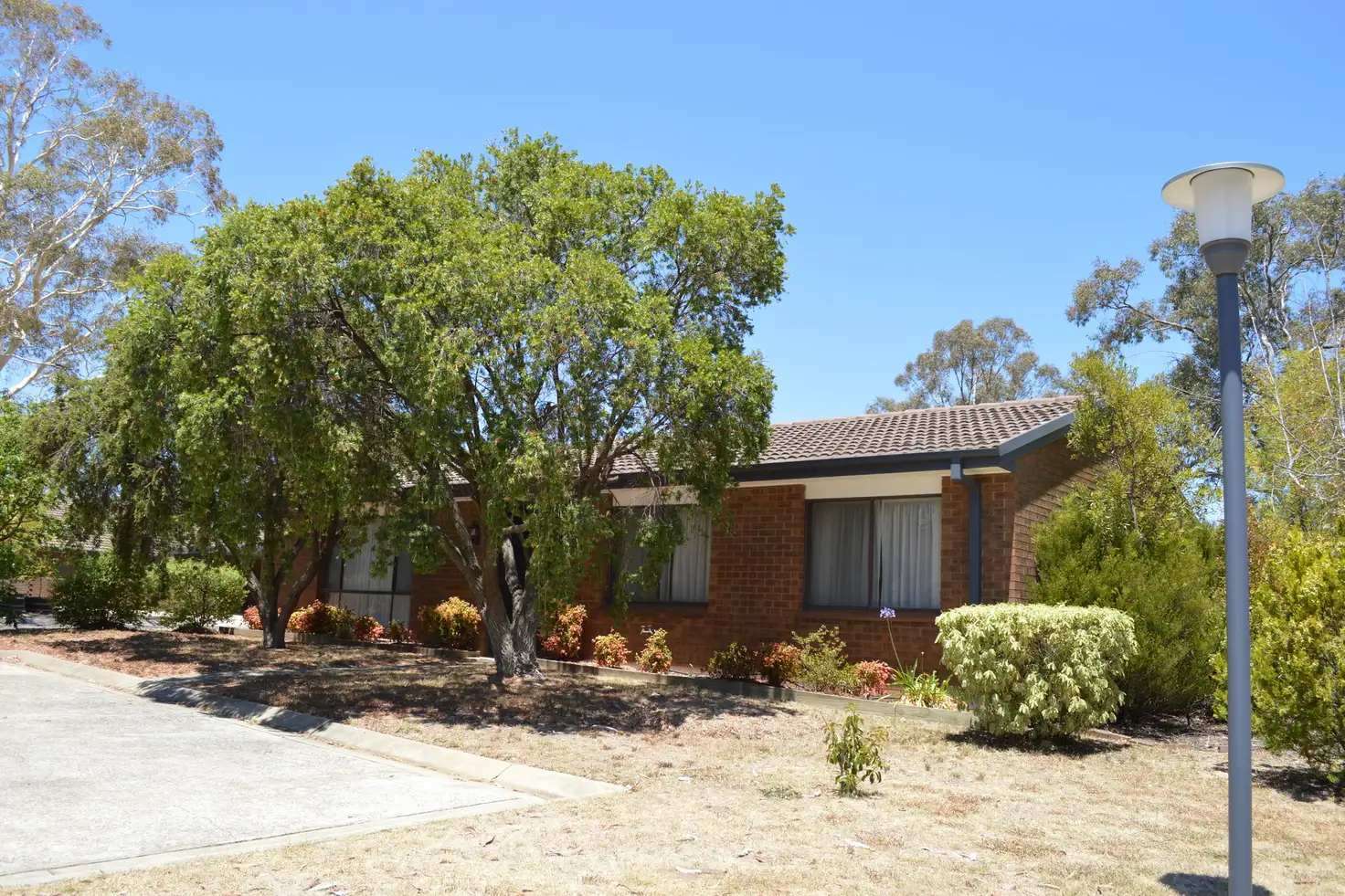 Main view of Homely townhouse listing, 16/8 Walhallow Street, Hawker ACT 2614