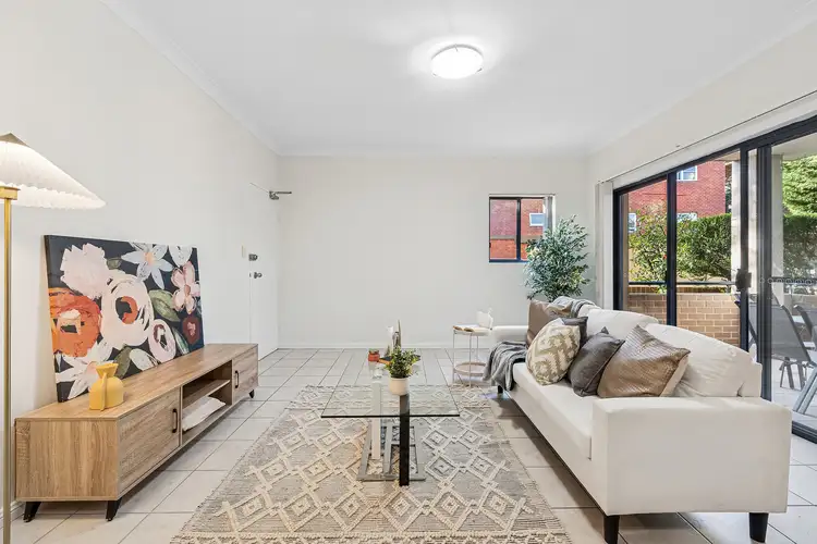 Fourth view of Homely unit listing, 2/15 Wycombe Avenue, Monterey NSW 2217