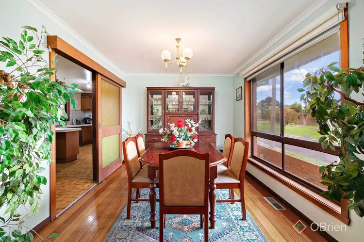 Fourth view of Homely house listing, 2 Louisa Court, Oakleigh South VIC 3167