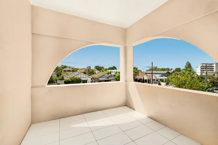 Main view of Homely apartment listing, 2/15 Boonara Avenue, Bondi NSW 2026