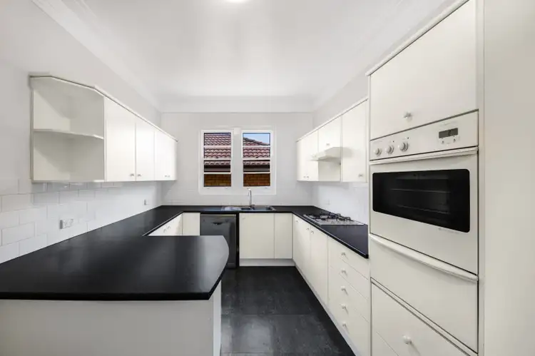 Third view of Homely apartment listing, 2/15 Boonara Avenue, Bondi NSW 2026