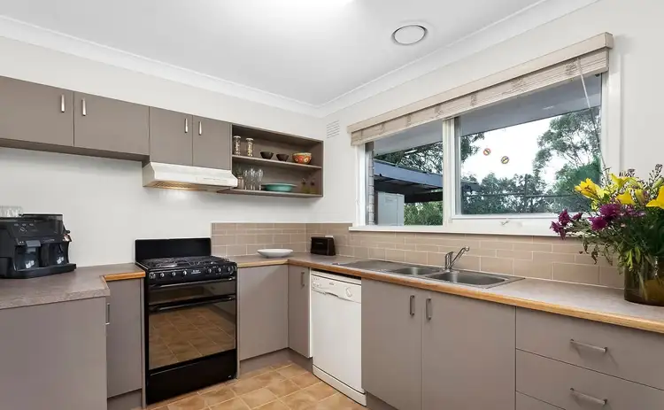Fourth view of Homely unit listing, 2/2-14 Mascoma Street, Strathmore VIC 3041