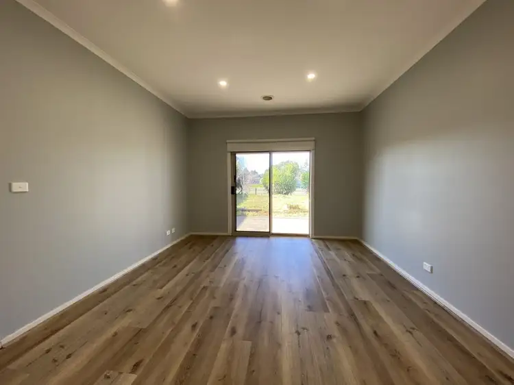 Fifth view of Homely house listing, 25 Belvoir Gardens, Derrimut VIC 3026