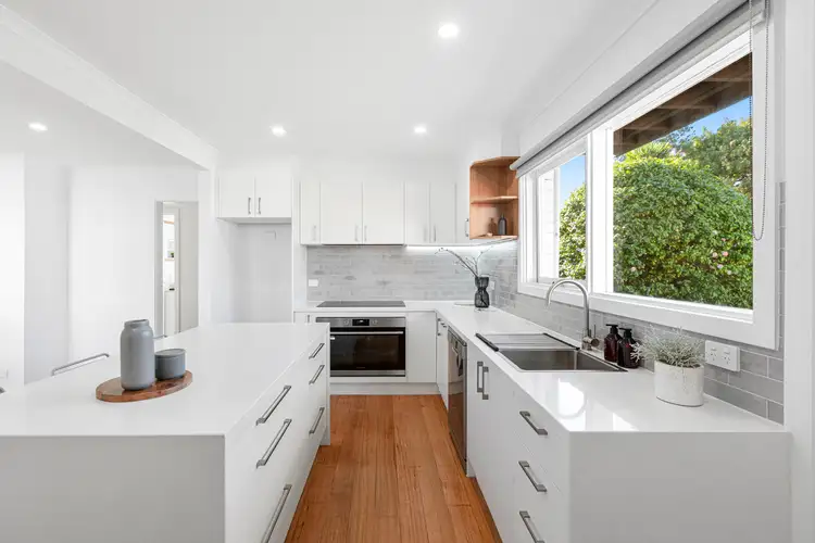 10 Yalambee Avenue, Aspendale VIC 3195