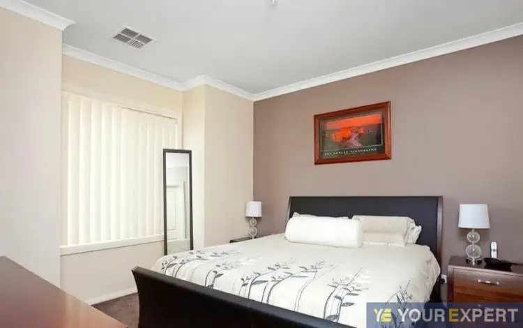 Fifth view of Homely house listing, 2 Cusack Way, Lynbrook VIC 3975