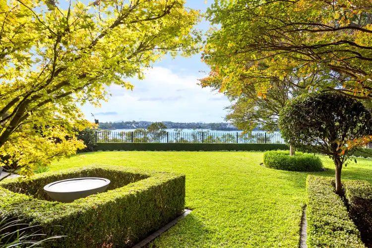 110/1-9 Admiralty Drive
