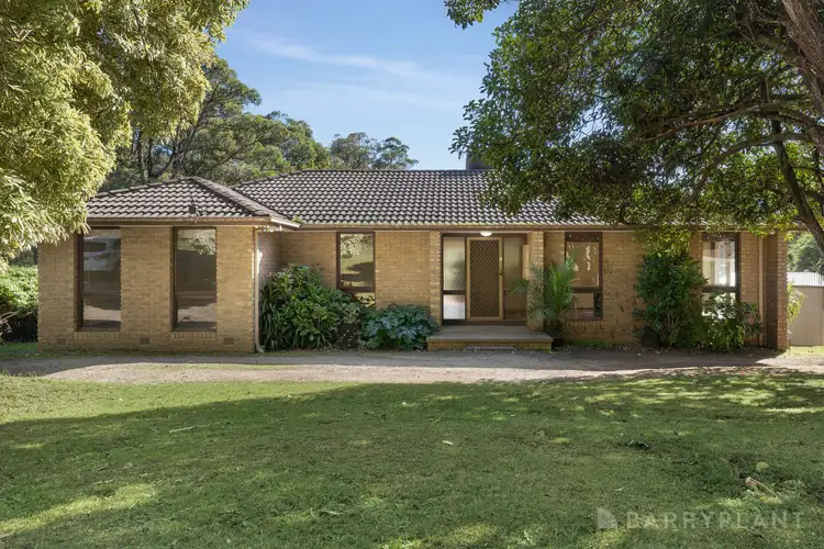 1 Meyer Street, Cockatoo VIC 3781