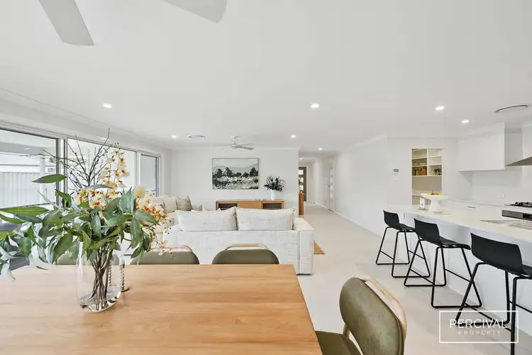 25 Amity Crescent, Thrumster NSW 2444