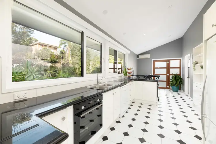 Fifth view of Homely house listing, 10 Lincoln Crescent, Bonnet Bay NSW 2226