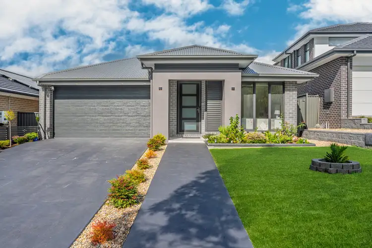 39 Tedbury Road, Jordan Springs NSW 2747