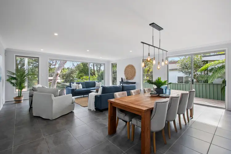 101 Lakin Street, Bateau Bay NSW 2261