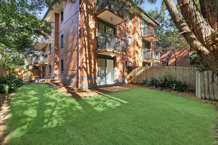 4/27 Burdett Street, Hornsby NSW 2077