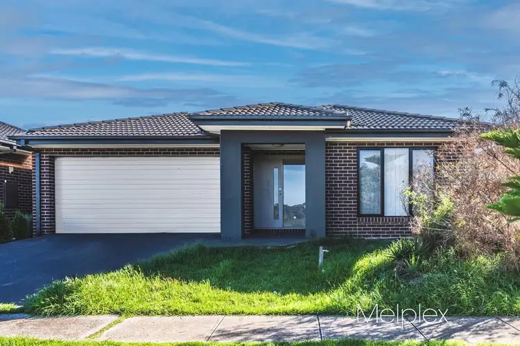 29 Bondi Parade, Point Cook VIC 3030