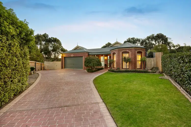 6 Slim Court, Sunbury VIC 3429