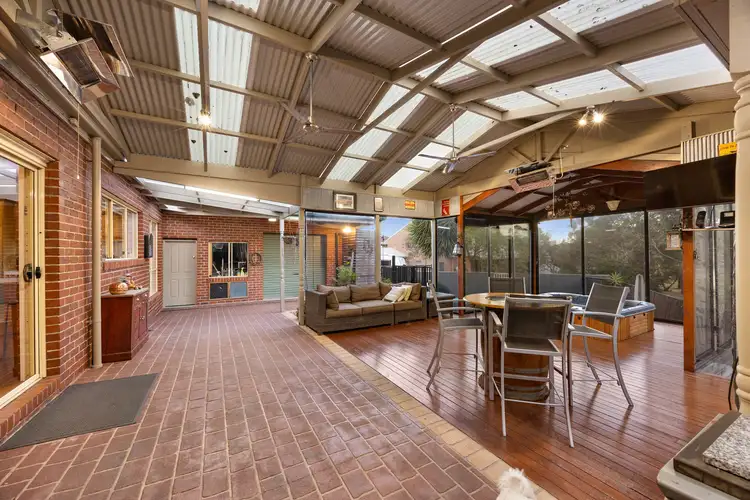 6 Slim Court, Sunbury VIC 3429