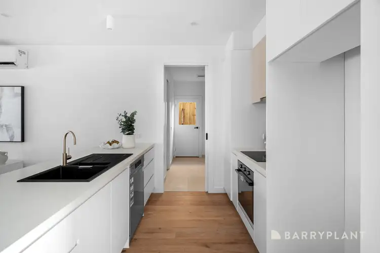 Fifth view of Homely unit listing, 4/3 East Court, Croydon VIC 3136