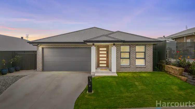 16 Fantail Crescent, Cooranbong NSW 2265