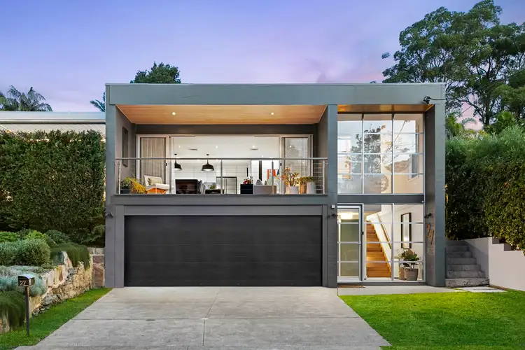 27 Ennerdale Crescent, Wheeler Heights NSW 2097