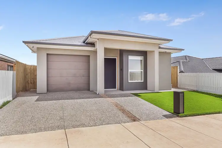 Second view of Homely house listing, 34 Platt Drive, Maddingley VIC 3340