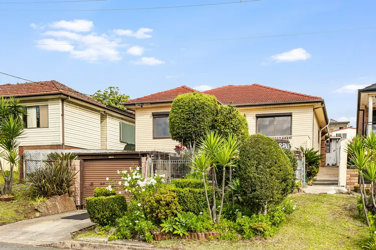 9 Cringila Street, Cringila NSW 2502
