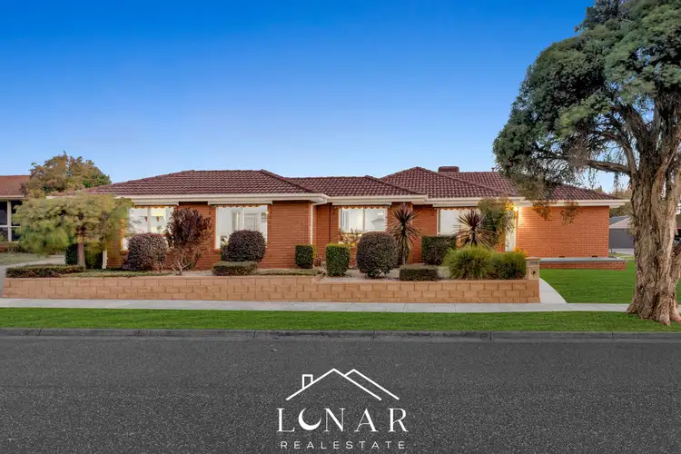Second view of Homely house listing, 1 Elata Place, Endeavour Hills VIC 3802