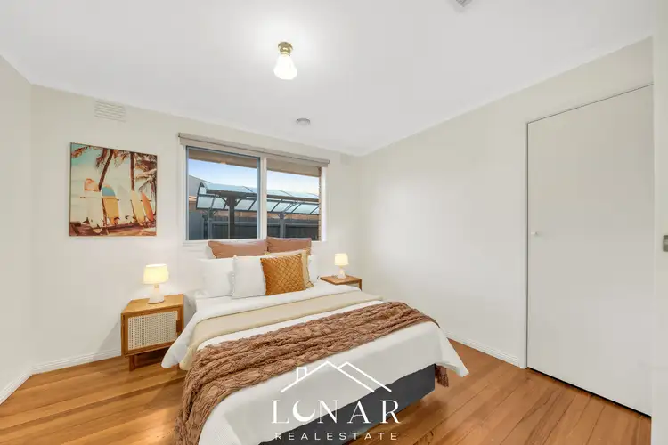 Fifth view of Homely house listing, 1 Elata Place, Endeavour Hills VIC 3802