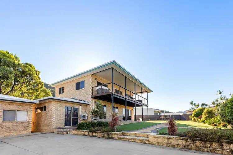 16 Olden Court, Hideaway Bay QLD 4800