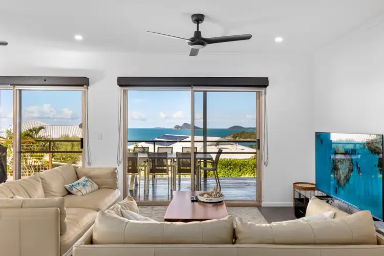 16 Olden Court, Hideaway Bay QLD 4800