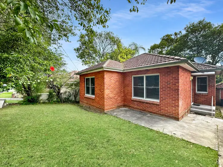 24 Warren Parade, Punchbowl NSW 2196