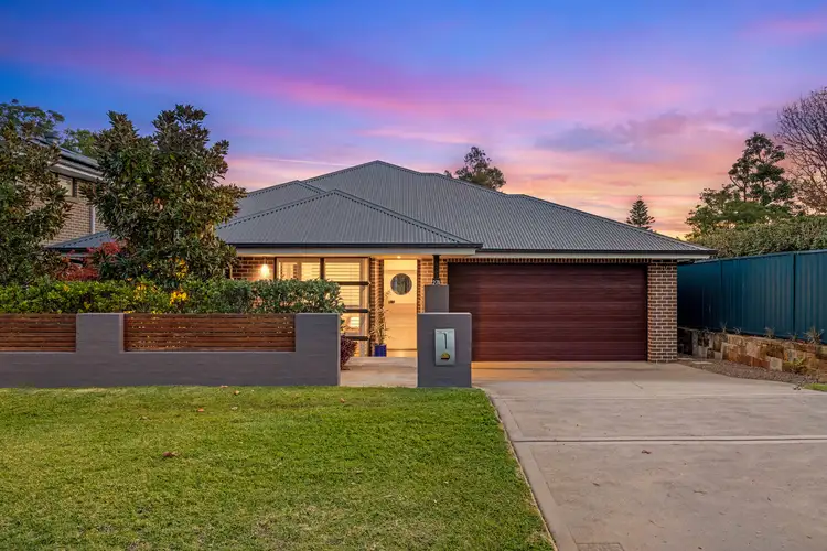 27A Amaroo Avenue